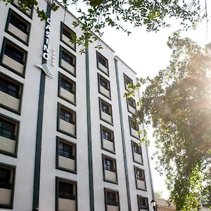 4* Hotell Casino Plaza